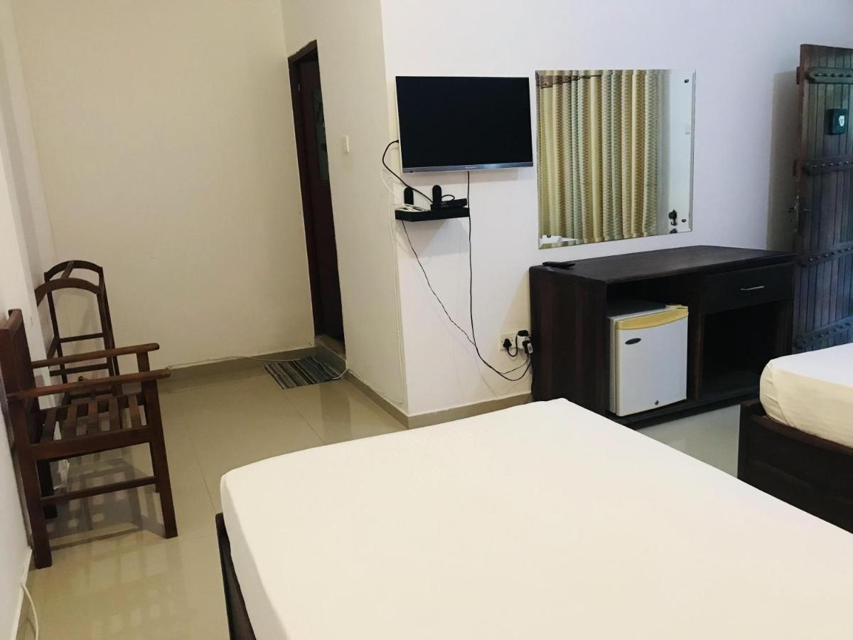 Yala Safari Village Maha Akurugoda Экстерьер фото